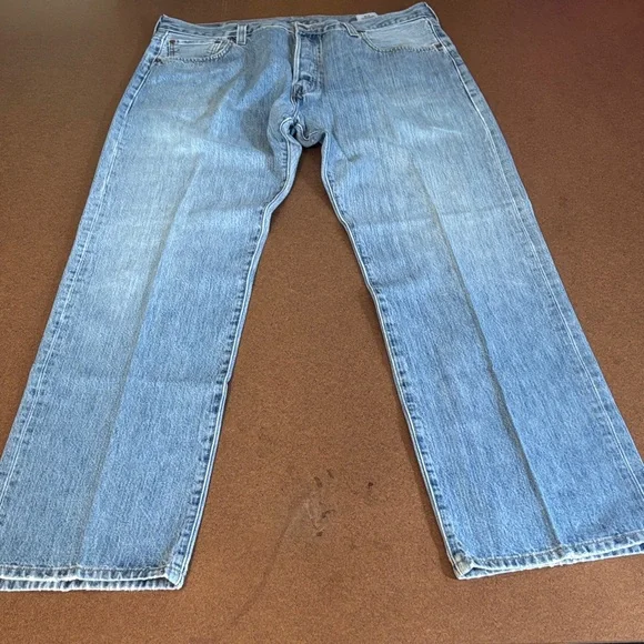 Levi's 501 Men's Straight Jeans in Medium Blue 40x34 - Picture 2 of 14
